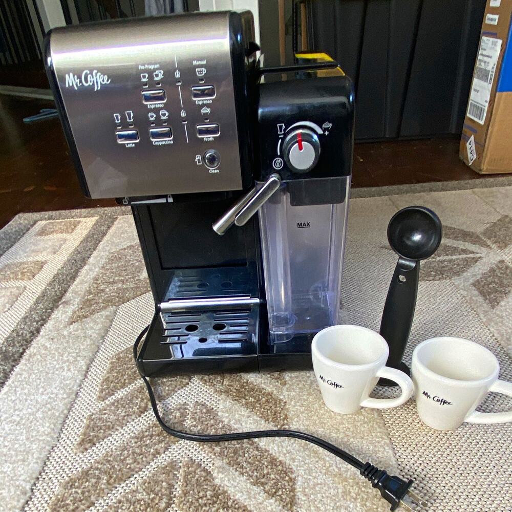 Mr. Coffee Cafe Barista Espresso Cappuccino Latte Machine Black/Silver w Cups